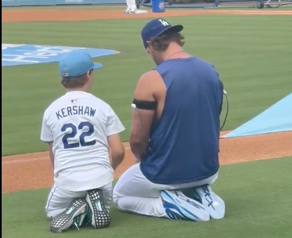 #73 Rest for arms young and old